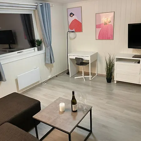 The Aurora Garden - 1bedroom - Walking Distance From Center